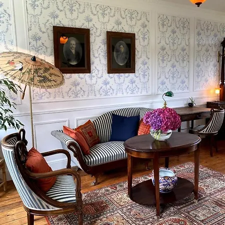 Rum i privatbostad D'hotes Marina - Chateau Le Bas Bleu *