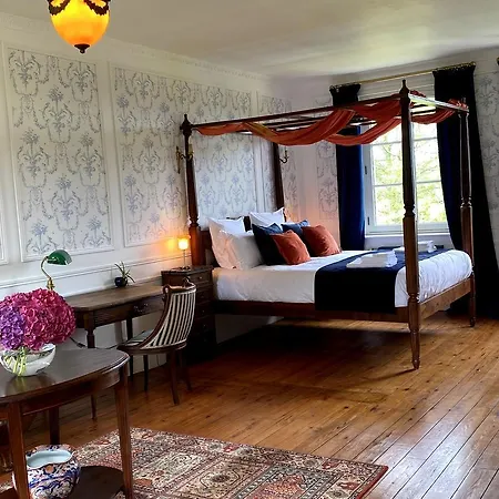 D'hotes Marina - Chateau Le Bas Bleu Проживание в семье Quesnoy-le-Montant