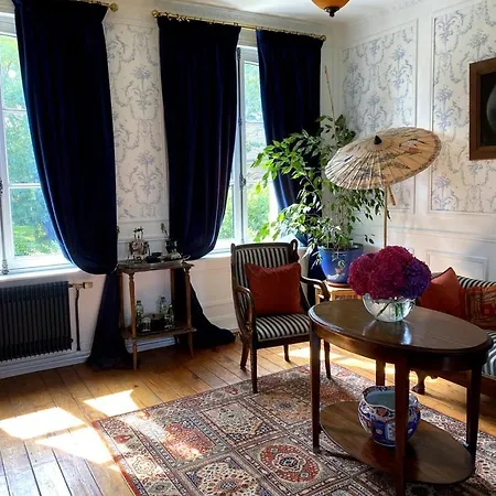 Rum i privatbostad D'hotes Marina - Chateau Le Bas Bleu *