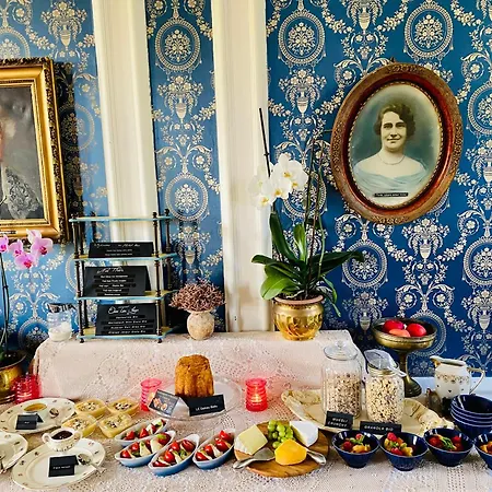 D'hotes Marina - Chateau Le Bas Bleu Проживание в семье *