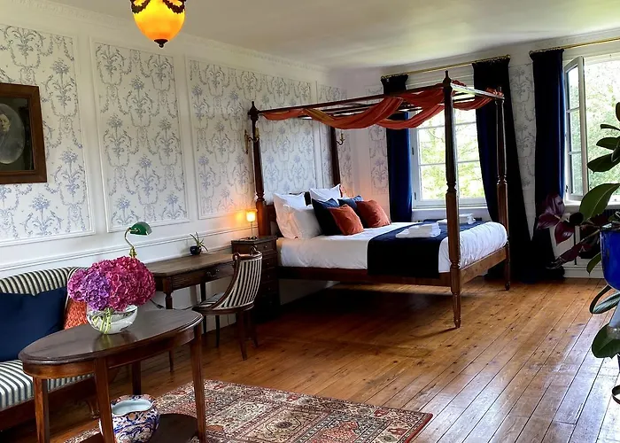 D'hotes Marina - Chateau Le Bas Bleu Homestay Quesnoy-le-Montant