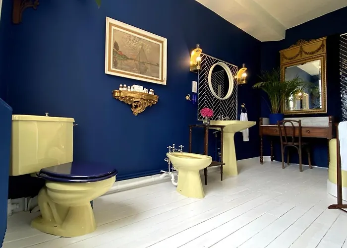 Homestay D'hotes Marina - Chateau Le Bas Bleu