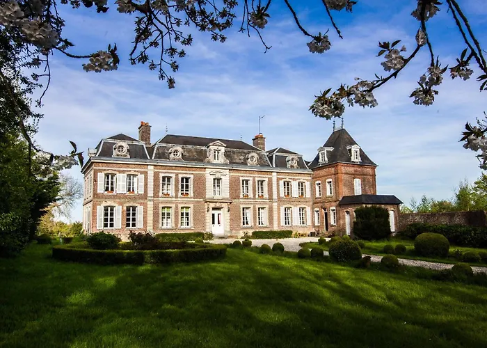 Homestay D'hotes Marina - Chateau Le Bas Bleu *